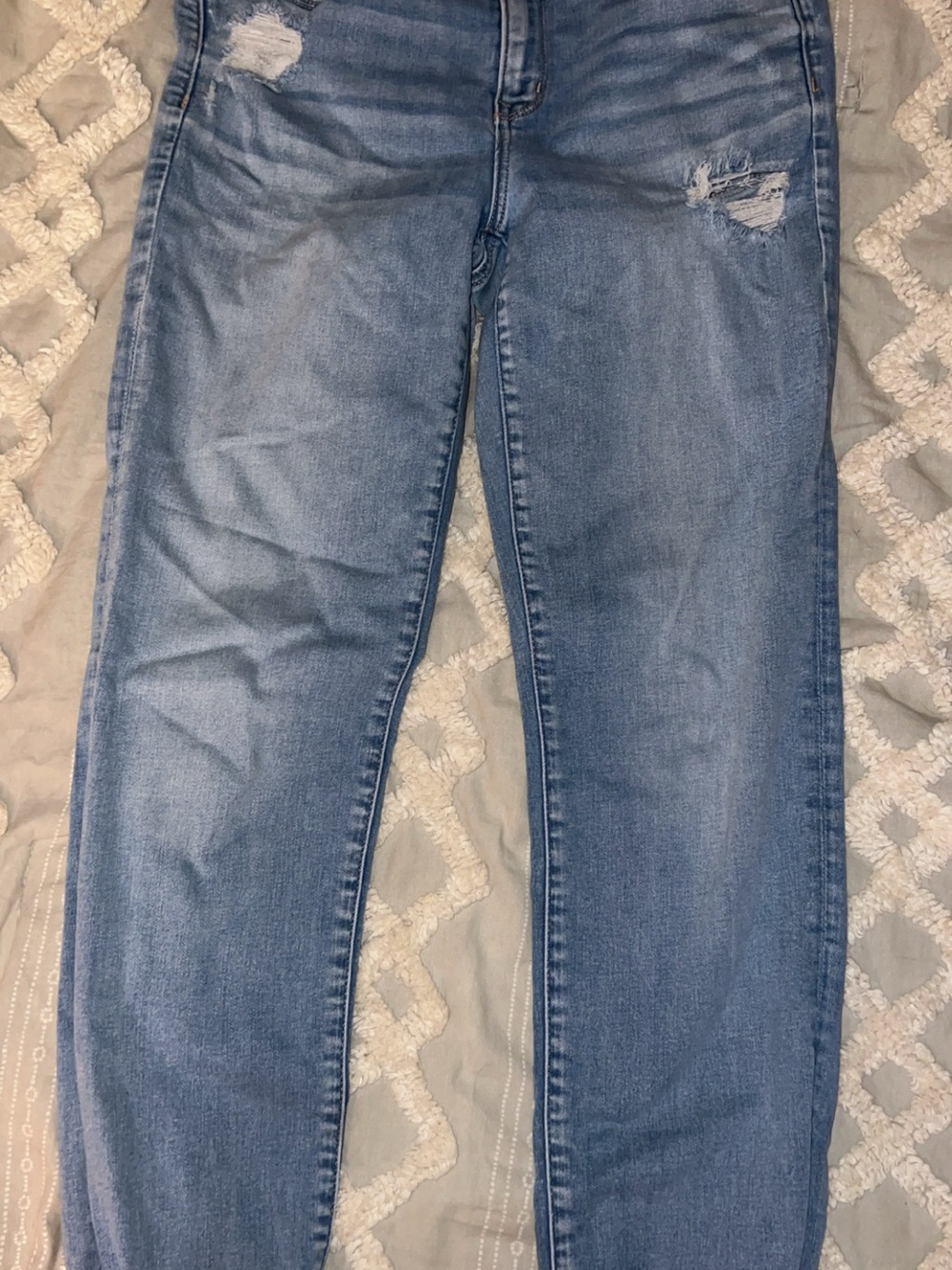 American Eagle Outfitters Light Blue Distressed Jeggings